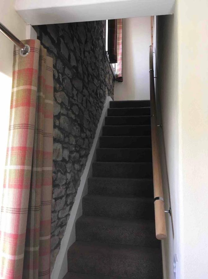 Cosy Arts & Crafts Cottage With Stunning Views Брекън Екстериор снимка